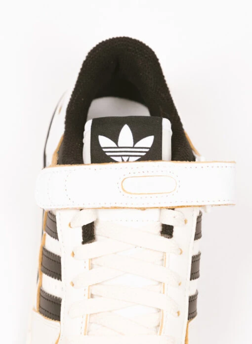 Adidas Originals Forum 84 Low W - Image 6